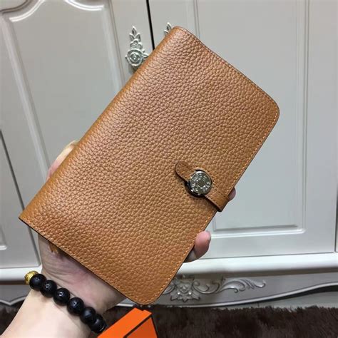 hermes dogon wallet price.